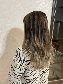 エモーション(emotion) バレイヤージュ☆