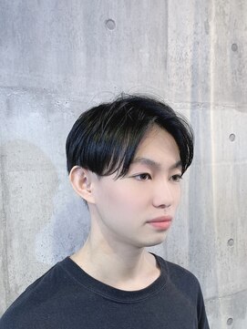 ギーキー(GEEKY) メンズセンターパートマッシュ