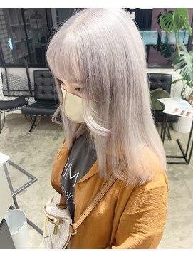 ディーカヘアーセンダイ(Di KA HAIR sendai) white color