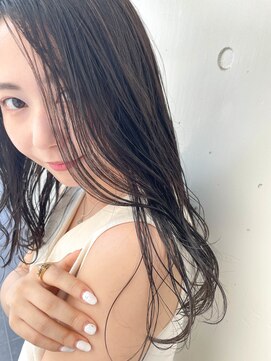 シロ(SiLO) セミロング◯ナチュラルダークグレージュ/髪質改善/天神大名/