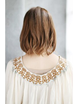 シュシュット(chouchoute) 吉祥寺3分/かきあげ髪質改善マロンベージュ美髪Aラインボブ/101