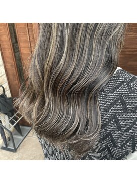 ヘアビータ 松前店(HAIR vita) 【vita/ren】ロング×ハイライトカラー