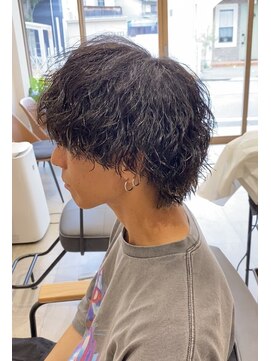 エイミー バイ ハセ(Aimee by HASE) 20代30代40代/コンパクトウルフ×ツイスパ/ショートパーマ