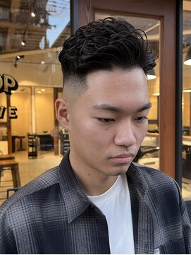 フリーク バーバーショップ 都島店(FREAK BARBER SHOP) 宮城リョータヘアハイフェードバックパーマ