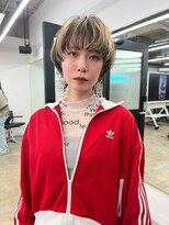 ヴェイン 渋谷(vain)&nbsp;イヤリングカラーマッシュウルフツヤ髪ブルージュ