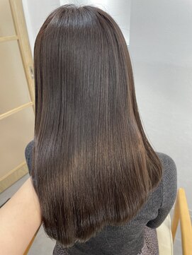 エクラートリアーラ 藤沢店(ECLART Reala) 艶グレージュ