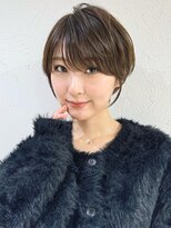 アンド ストーリーズ(&STORIES)&nbsp;前髪あり耳掛け丸みくびれショートボブ20代30代40代50代（蘭）