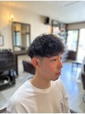 刈り上げフェードショートVマッシュツイスパ