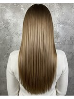 オンク 新宿(onk)&nbsp;黒髪/グレーベージュ/レイヤーロング/前髪パーマ[新宿駅]