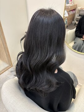 シア 新越谷店(SHEER) 透明感たっぷりアッシュグレーカラー