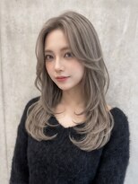 ヒュエ 表参道(Hue) 透明感カラー/レイヤーカット/髪質改善._.