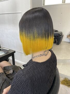 シーン(seen) 【イエロー×ボブ】ミニボブレイヤータッセルカット派手髪
