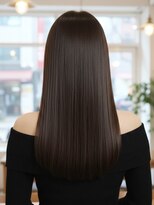 ミー 岡崎(mii)&nbsp;【mii岡崎】ナチュラル艶美ストレート