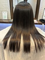 ヘアー サロン アットシュシュ(Hair Salon At'shushu)&nbsp;学生さんだって艶髪になりたい♪縮毛矯正ストレート♪
