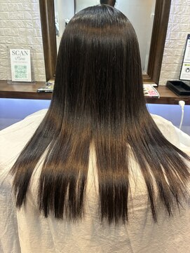 ヘアー サロン アットシュシュ(Hair Salon At'shushu) 学生さんだって艶髪になりたい♪縮毛矯正ストレート♪