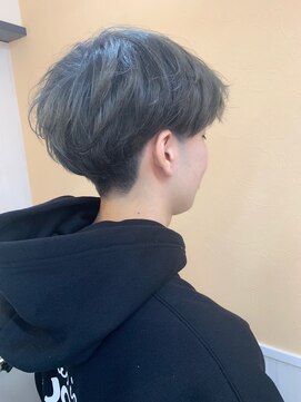 アスター(Aster) ☆シルバーグレーアッシュ×マッシュスタイル☆