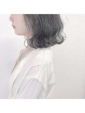 ガーランドウメダ(Garland umeda) リラックスウェーブ＿ミディアム＿000771