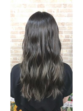 メルティエ(Mertie) 重めロングレイヤー【mertie 錦糸町】