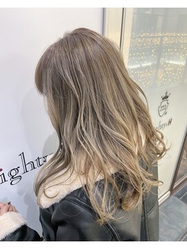 マイティ バイ エイチ(mighty by H) ハイトーン×カーリー