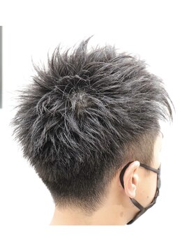 ウィスカーヘアー(whisker hair) ツーブロックショート