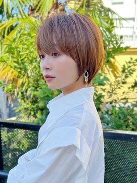 ザシー オモテサンドウ(The C) 30代40代50代◎大人ナチュラルレイヤーショートボブ　表参道