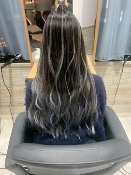 リーオオサカ(Lee Osaka) バレイヤージュ