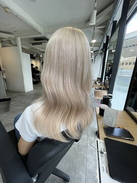 ラフ 難波店(LAFF) #黒髪#ボブルフ#ネビージュ#小顔#ワンレン