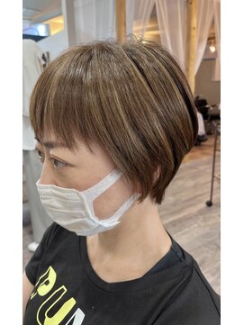 美容室 ラ・クープ 脱白髪染め大人ハイライト