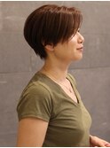 ショートヘア　丸みショート　30代40代　大人女性　ブラウンヘア