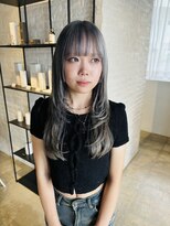 クラン バイ ナチュラル(clan by Natural)&nbsp;グレーカラー/ロングレイヤーカット/フェイスレイヤー