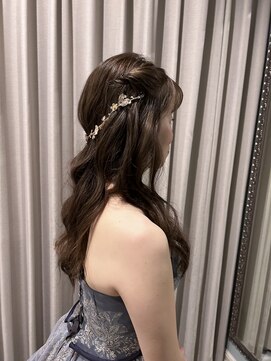 ブラウ ネイル パーティー(Blau Nail Party) ハーフツイン ゴールドアクセ