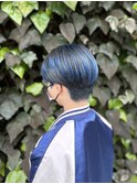 【20代】刈上げハンサムショート×バレイヤージュブルー