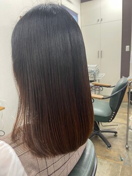 【大人女性のお悩み解決】ベテランスタイリストによる白髪染め・ヘナカラー特化サロン♪