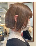 △ブリーチなしベージュ顎下ボブヘア外ハネボブ