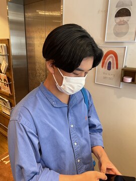 エクリ 麻布十番(equri) ストレートセンターパート