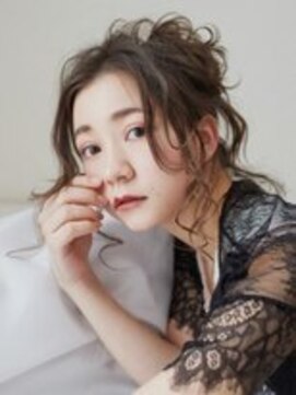 アース 川崎店(HAIR&MAKE EARTH) 無造作カールお団子アップ