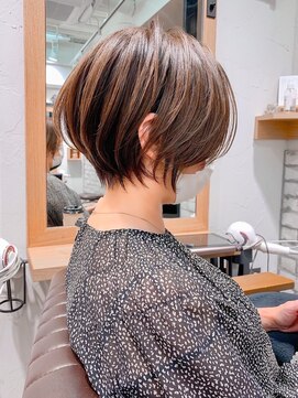 アンド ストーリーズ(&STORIES) 大人クビレ/絶壁解消/20代/30代/40代/ハイライト/ボブ【荒牧】