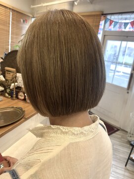 フラバー(flover) 【切りっぱなしミニボブ】20代30代40代