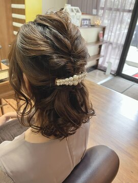 タイズセカンドインパクト(ties second impact) ハーフアップスタイル