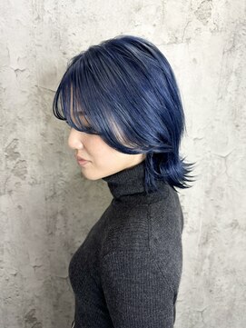 ルーツアイリー 心斎橋(ROOTS IRIE) インスタ人気こなれミディブルーブラックレイヤーカット韓国ヘア