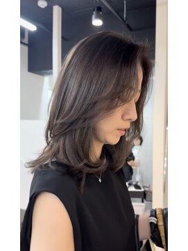 カラ フクオカ(Cara FUKUOKA) 【ミディアムレイヤー&ショコラグレージュ】福岡ミディアムヘア