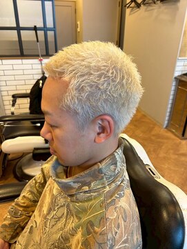 バーバーブロス 吉祥寺店(BARBER BROS) 【BarBerBROS】イージーパンク　ドリルパーマ　金髪パーマ