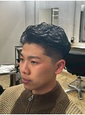 表参道駅MEN’S/ニュアンスパーマ/刈り上げセンターパート