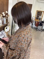パル バイ ラベスト(Pal by lovest)&nbsp;フェイスラインレイヤー×ボブで小顔見せ◎