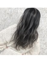 ノア ヘアデザイン 町田店(noa Hair Design)&nbsp;バレイヤージュ×シルバー