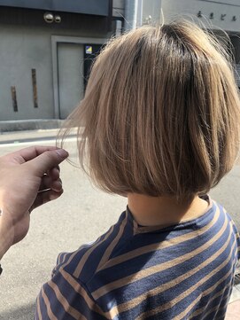 オリノ(olino) ボブベージュ