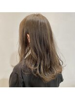 ペイジバイネオリーブ 吉祥寺店(Paige by Neolive)&nbsp;オリーブベージュ×ゆるふわミディ