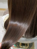 トローノ 栄(TRONO) 髪質改善縮毛矯正　酸性ストレート　ブラウン　艶髪