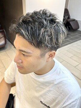 テトラ バイ ネオリーブ 横浜西口店(tetra by neolive) メンズハイライト ハイライト メッシュ