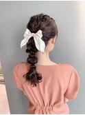 結婚式お呼ばれポニー